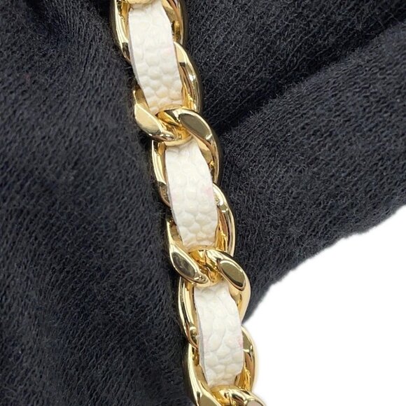 CHANEL Vanity ChainShoulder Bag Calfskin White - Picture 14 of 16